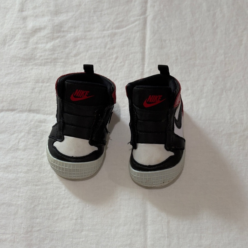 Jordan Nike Retro 1 Black and White Crib Bootie